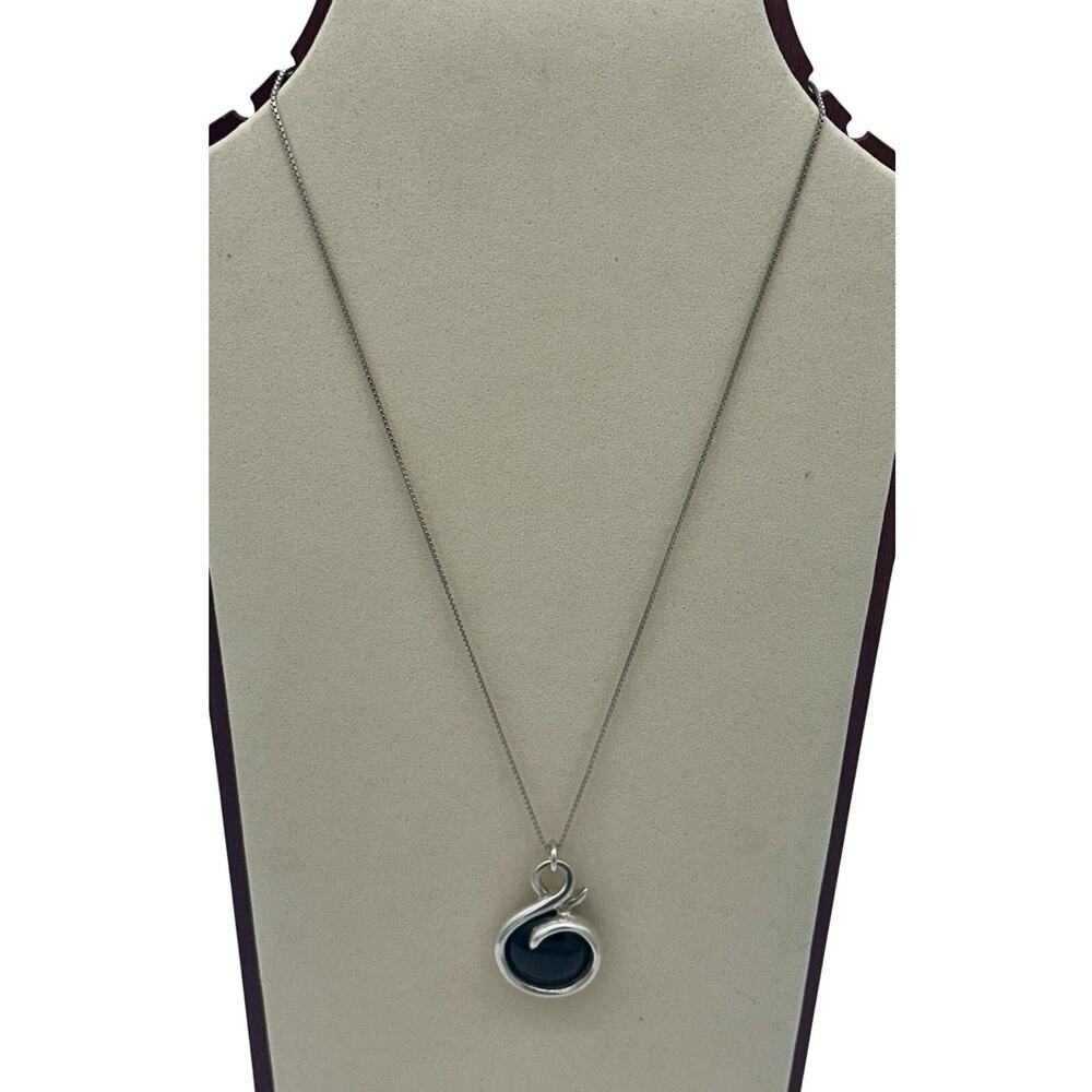 Sterling Silver And Black Onyx Vintage Necklace Pendant 18 Inches Chain Italy - Picture 3 of 9